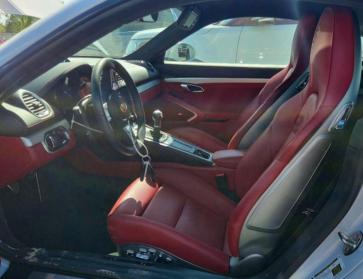 2024 Porsche Cayman VIN WP0AA2A84RK255592 COPART salvage auction — Front End, IL - SALVAGE CERTIFICATE, sold $30,000 on 2026-08-10 (photo 7)