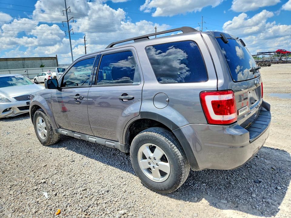 2011 Ford Escape VIN 1FMCU0D73BKA04930 COPART salvage auction — NORMAL WEAR, Oh - Certificate Of Title, sold $775 on 2026-07-09 (photo 2)
