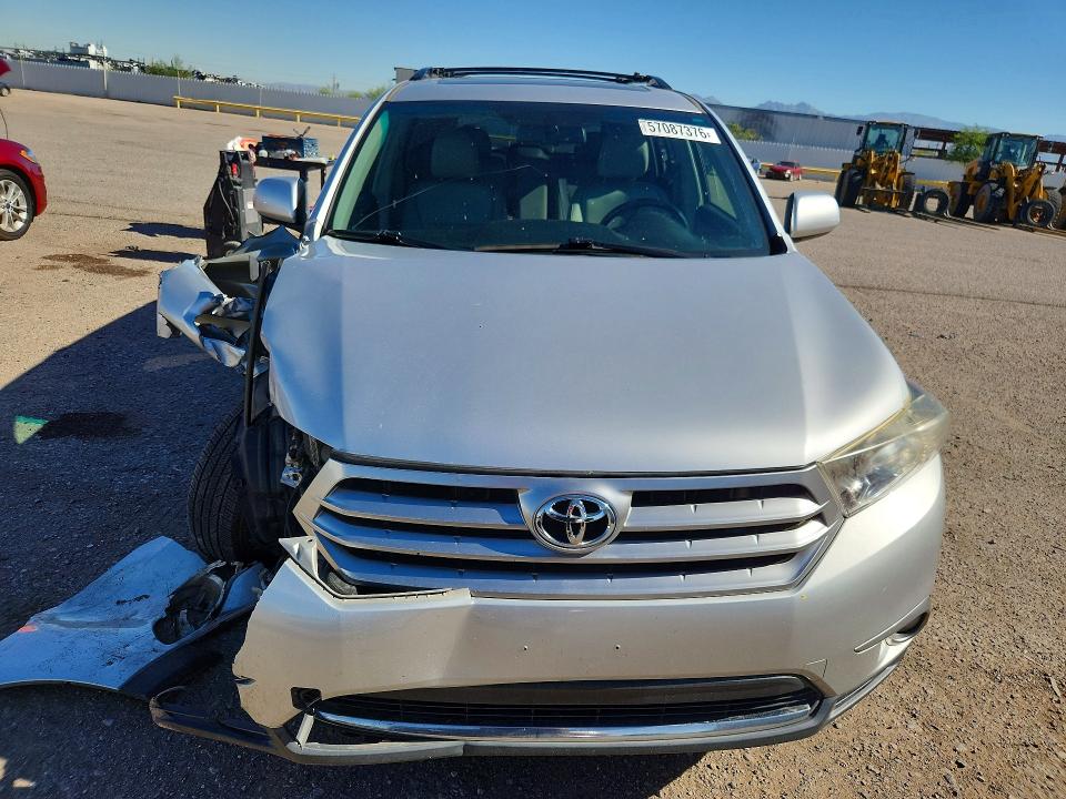 2012 Toyota Highlander VIN 5TDBK3EH4CS110117 COPART salvage auction — FRONT END, Az - Cert Of Title - Salvage, sold $1,950 on 2026-07-24 (photo 5)