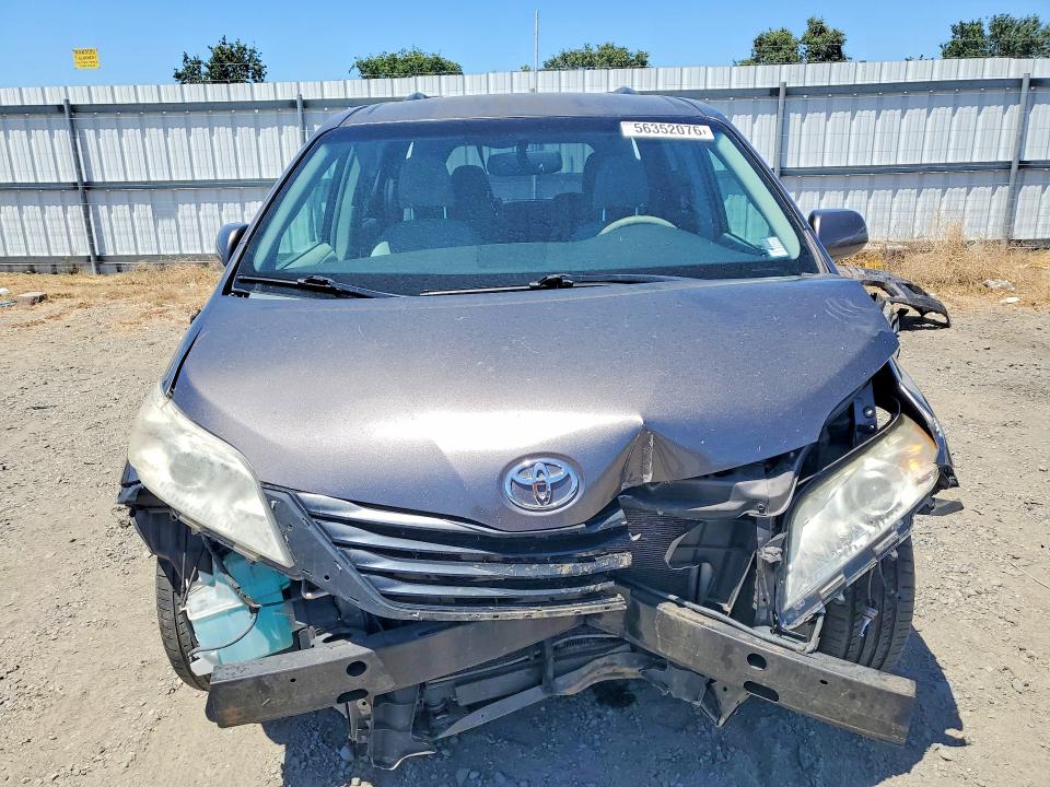 2013 Toyota Sienna VIN 5TDKK3DC7DS345361 COPART salvage auction — FRONT END, Ca - Salvage Certificate, sold $1,000 on 2026-07-21 (photo 5)