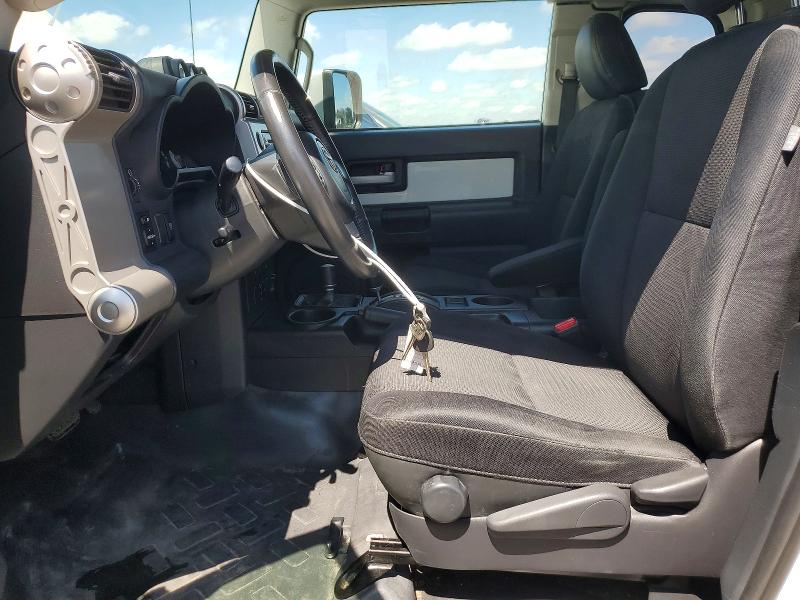 2010 Toyota Fj cruiser VIN JTEBU4BF8AK090148 COPART salvage auction — MINOR DENT/SCRATCHES, Tn - Cert Of Title-Rebuilt Vehicle (P), sold $9,400 on 2026-07-11 (photo 7)