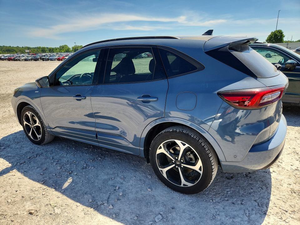 2023 Ford Escape VIN 1FMCU9PA3PUA01517 COPART salvage auction — HAIL, Il - Salvage Certificate, sold $11,300 on 2026-07-27 (photo 2)