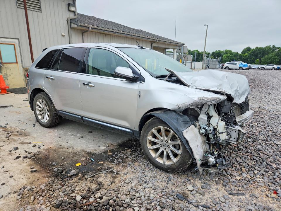 2012 Lincoln Mkx VIN 2LMDJ8JK9CBL14844 COPART salvage auction — FRONT END, Mo - Salvage Certificate Of Title, sold $70 on 2026-07-28 (photo 4)