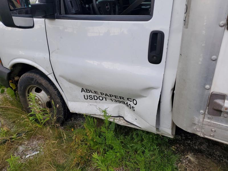 2017 Gmc VIN 7GZ37TCG4HN009319 COPART salvage auction — REAR END, In - Cert Of Title-Salvage Title, sold $300 on 2026-07-22 (photo 9)