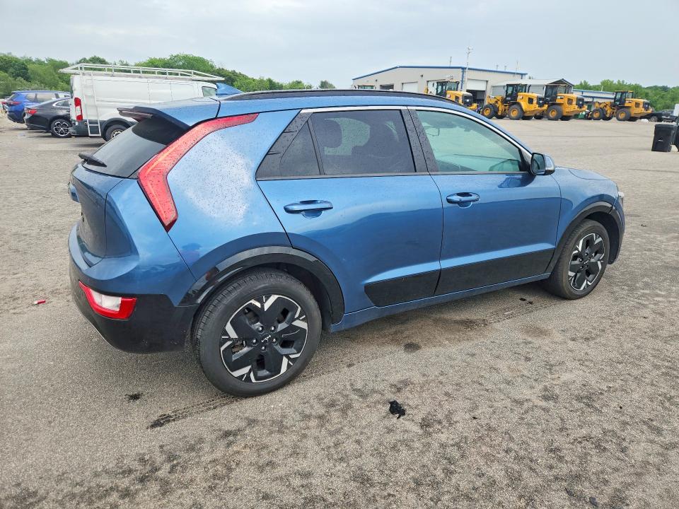 2024 Kia Niro VIN KNDCR3L14R5112289 COPART salvage auction — FRONT END, VA - CERT OF TITLE - SALVAGE, sold $11,500 on 2026-07-06 (photo 3)