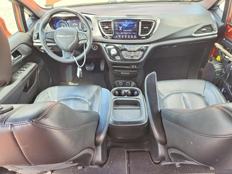 2018 Chrysler Pacifica VIN 2C4RC1BG9JR317118 COPART salvage auction — SIDE, Va - Cert Of Title - Salvage, sold $3,700 on 2026-07-22 (photo 8)