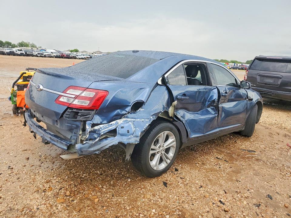 2018 Ford Taurus VIN 1FAHP2E83JG136761 COPART salvage auction — SIDE, Tx - Salvage Vehicle Title, sold $950 on 2026-07-09 (photo 3)