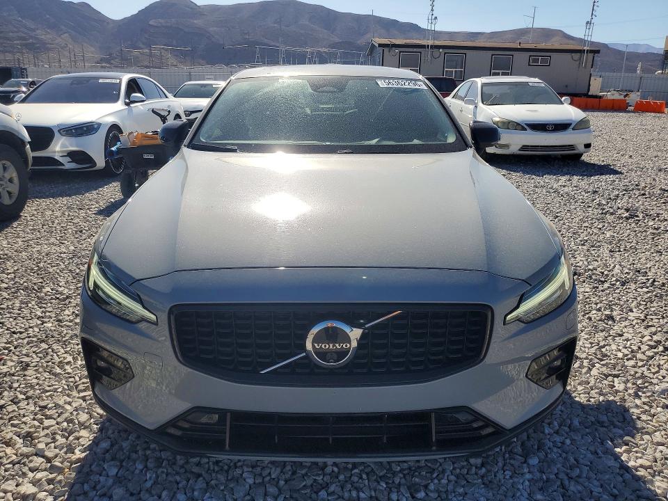 2025 Volvo S60 VIN 7JRL12FC5SG366992 COPART salvage auction — REAR END, Nv - Salvage Title, sold $10,900 on 2026-08-12 (photo 5)