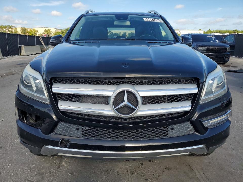 2013 Mercedes-benz Gl-klasse VIN 4JGDF7CE1DA133300 COPART salvage auction — MINOR DENT/SCRATCHES, Fl - Certificate Of Title, sold $1,550 on 2026-07-02 (photo 5)