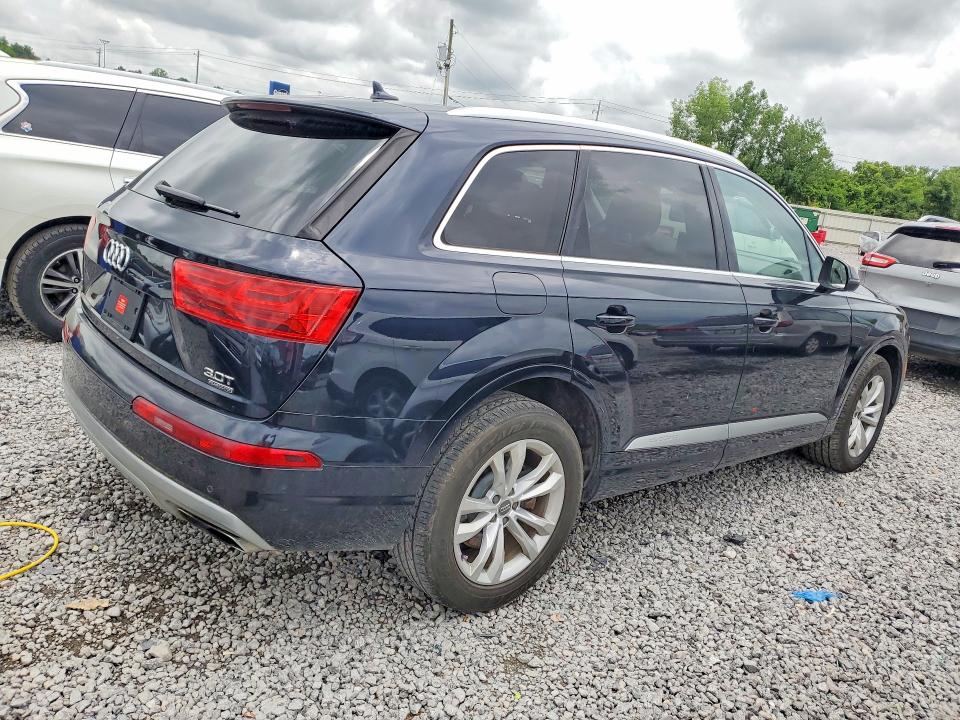 2017 Audi Q7 VIN WA1LAAF72HD026991 COPART salvage auction — NORMAL WEAR, Al - Certificate Of Title (P), sold $5,400 on 2026-07-28 (photo 3)