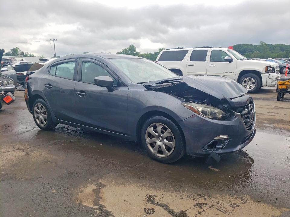 2014 Mazda 3 VIN JM1BM1U72E1195174 COPART salvage auction — REAR END, Ct - Cert Of Title-Salvage, sold $600 on 2026-07-31 (photo 4)