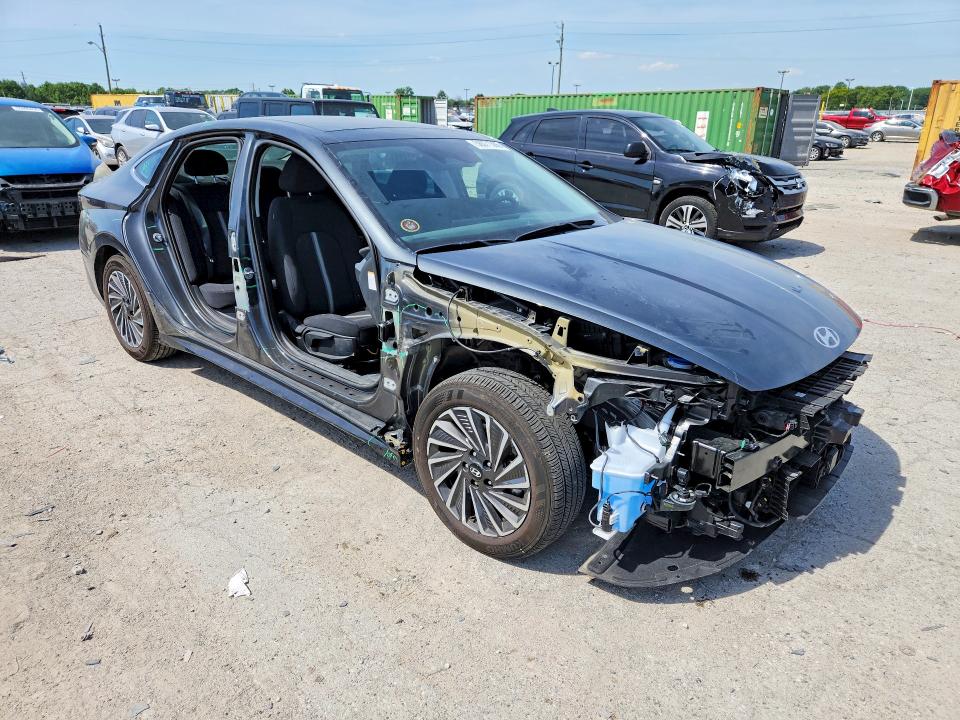 2026 Hyundai Sonata VIN KMHL34JJ7TA150636 COPART salvage auction — FRONT END, ID - SALVAGE CERTIFICATE OF TITLE, sold $7,700 on 2026-08-21 (photo 4)