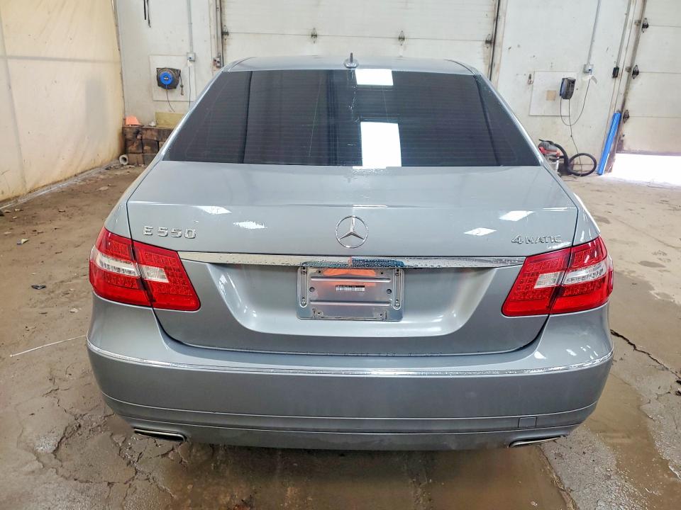 2010 Mercedes-benz E-klasse VIN WDDHF9AB2AA171646 COPART salvage auction — MINOR DENT/SCRATCHES, Mi - Certificate Of Title, sold $950 on 2026-08-12 (photo 6)