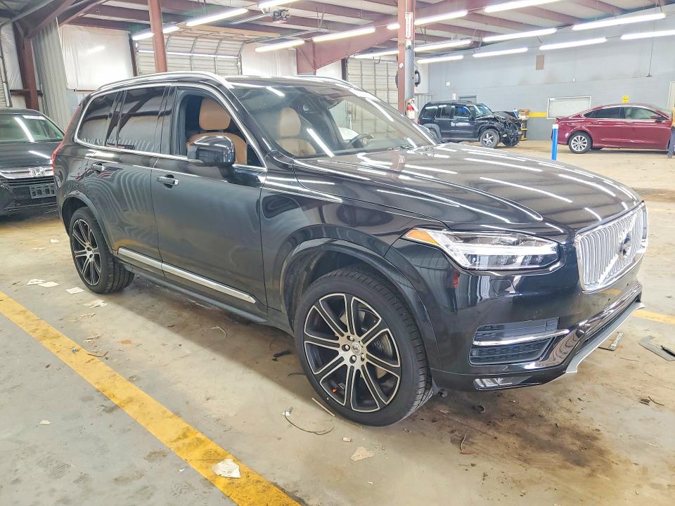 2017 Volvo Xc90 VIN YV4A22PL9H1173917 COPART salvage auction — WATER/FLOOD, Nc - Salvage Cert-Water/Flood Damag, sold $7,200 on 2026-08-05 (photo 4)