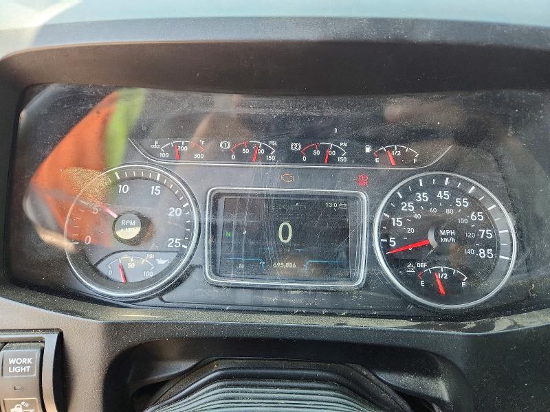 2019 International Lt VIN 3HSDZTZR9KN163449 COPART salvage auction — FRONT END, CO - CERTIFICATE OF TITLE, sold $2,550 on 2026-07-07 (photo 8)