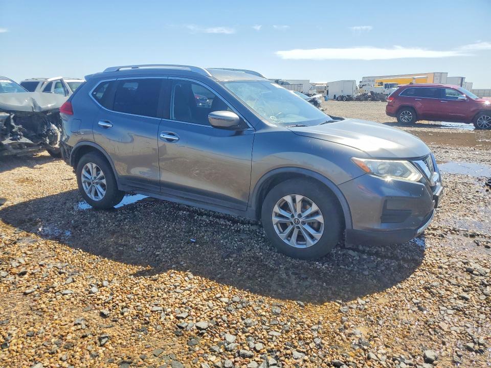 2017 Nissan Rogue VIN JN8AT2MT0HW404991 COPART salvage auction — REAR END, Tx - Salvage Vehicle Title, sold $1,050 on 2026-07-07 (photo 4)