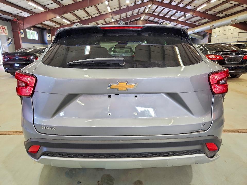 2026 Chevrolet Trax VIN KL77LHEP8TC137908 COPART salvage auction — FRONT END, PA - CERT OF TITLE, sold $11,900 on 2026-07-08 (photo 6)