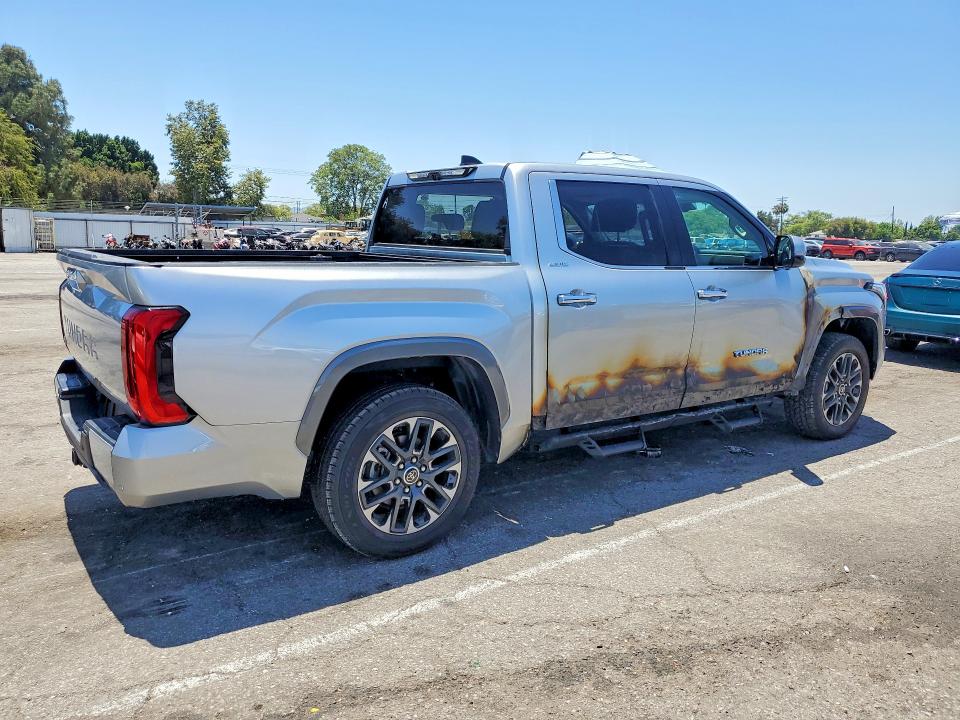 2023 Toyota Tundra VIN 5TFJA5DB0PX071727 COPART salvage auction — BURN, Mi - Dis/Dlr/Exp Only Salvage Title, sold $20,100 on 2026-07-07 (photo 3)