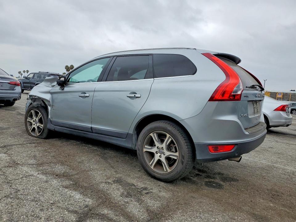 2013 Volvo VIN YV4902DZ5D2428259 COPART salvage auction — FRONT END, Ca - Salvage Certificate, sold $575 on 2026-07-28 (photo 2)