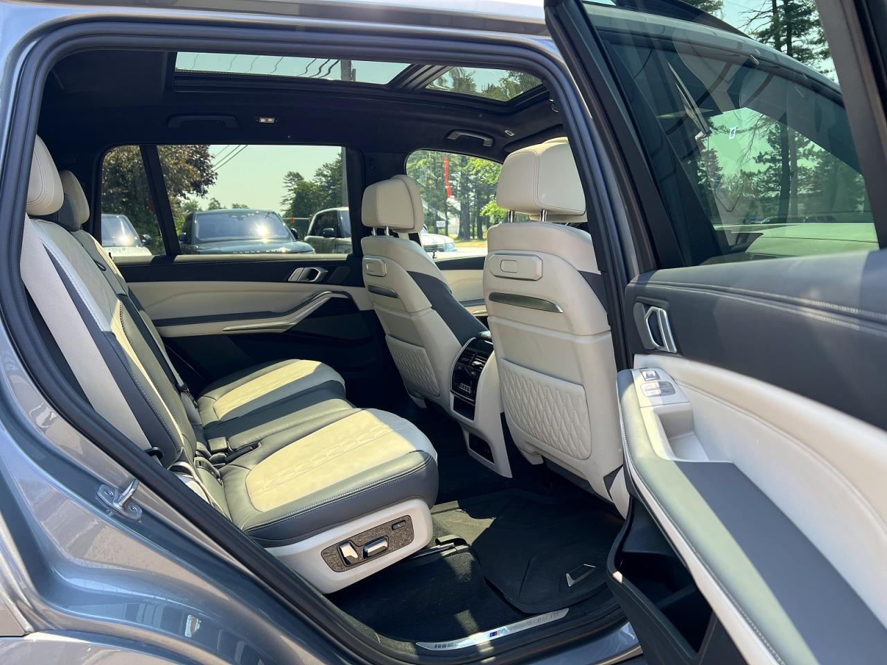 2023 BMW X7 VIN 5UX23EM00P9P15677 COPART salvage auction — Minor Dent/Scratches, WI - CERTIFICATE OF TITLE (P), sold $43,250 on 2026-07-01 (photo 6)
