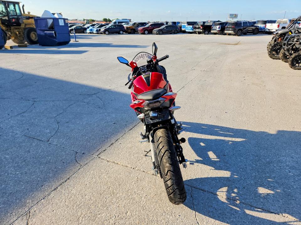 2025 Vitacci Gtx 250 ef VIN H0DPBFG98SX102428 COPART salvage auction — SIDE, TX - SALVAGE VEHICLE TITLE, sold $150 on 2026-07-21 (photo 4)