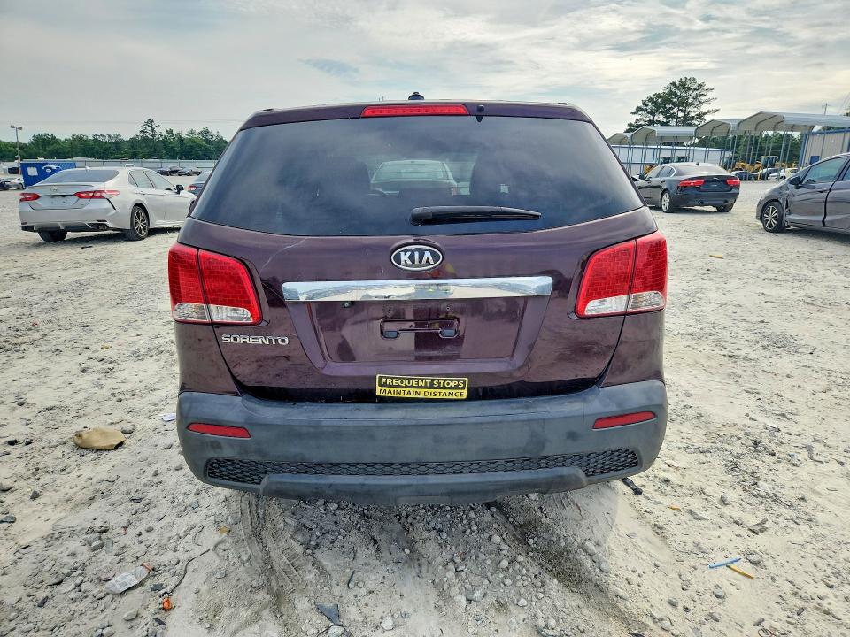 2011 Kia Sorento VIN 5XYKT3A10BG039385 COPART salvage auction — SIDE, Ga - Cert Of Title-Salvage, sold $625 on 2026-07-27 (photo 6)