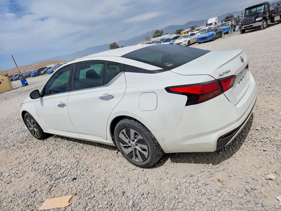 2020 Nissan Altima VIN 1N4BL4BVXLC280910 COPART salvage auction — SIDE, Oh - Cert Of Title-Salvage, sold $2,550 on 2026-07-10 (photo 2)