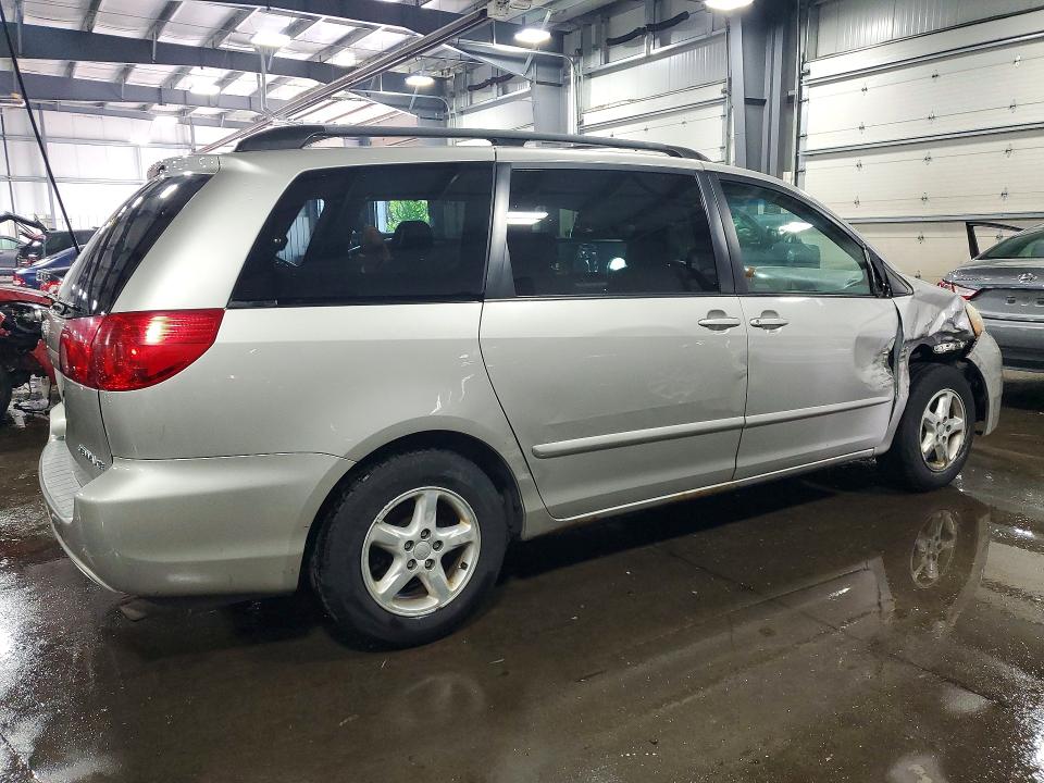 2006 Toyota Sienna VIN 5TDZA22C56S579533 COPART salvage auction — FRONT END, Mn - Cert Of Title-Prior Salvage, sold $250 on 2026-07-21 (photo 3)