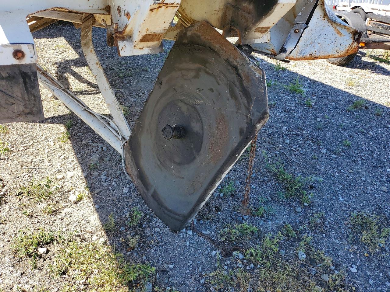 1992 Unknown Unknown VIN 1RESC6204NC921320 COPART salvage auction — Rollover, CA - NON-REPAIRABLE VEHICLE CERT, sold $775 on 2026-08-05 (photo 9)