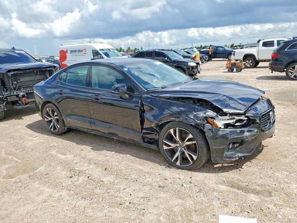 2024 Volvo S60 VIN 7JRL12FL0RG315636 COPART salvage auction — FRONT END, Tx - Salvage Vehicle Title, sold $8,300 on 2026-07-28 (photo 4)