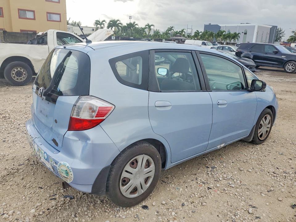 2010 Honda Fit VIN JHMGE8H23AC033433 COPART salvage auction — REAR END, Fl - Cert Of Title Slvg Rebuildable, sold $1,050 on 2026-07-02 (photo 3)