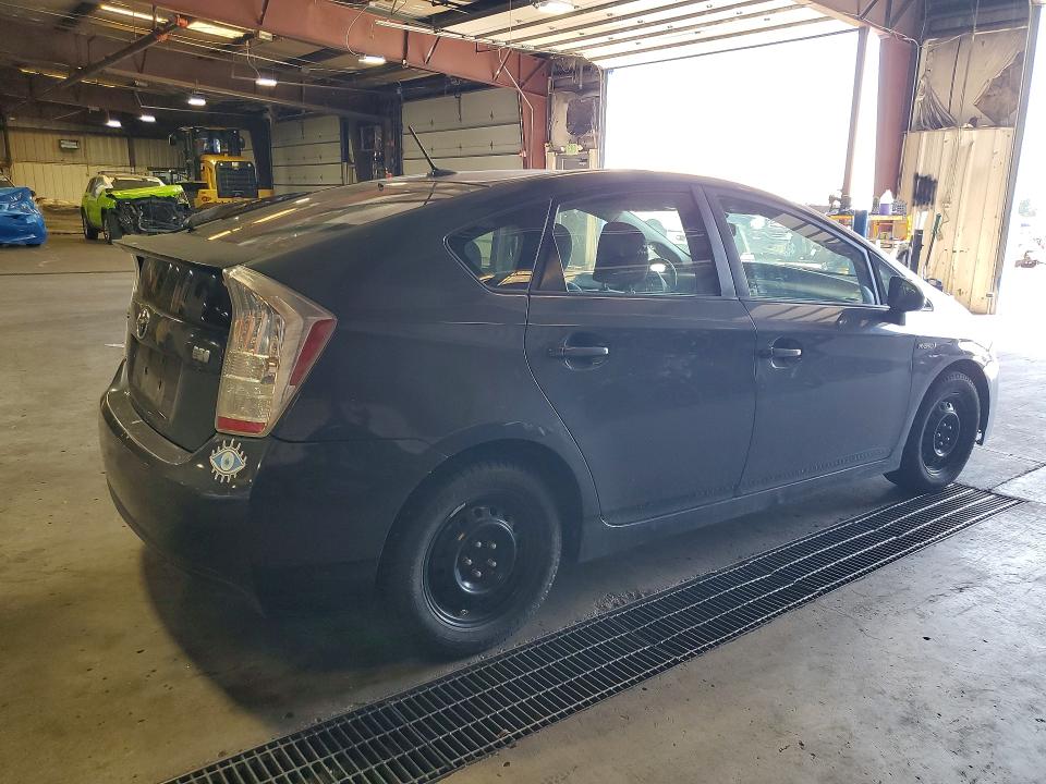 2010 Toyota Prius VIN JTDKN3DU6A0063842 COPART salvage auction — MINOR DENT/SCRATCHES, Co - Bill Of Sale-Parts Only, sold $350 on 2026-07-24 (photo 3)