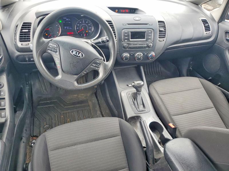 2014 Kia Forte VIN KNAFX4A67E5225667 COPART salvage auction — MINOR DENT/SCRATCHES, Mt - Certificate Of Title, sold $975 on 2026-07-10 (photo 8)
