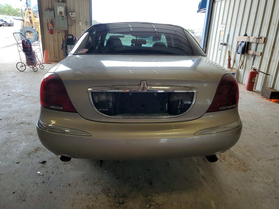2001 Lincoln Continental VIN 1LNHM97V01Y720555 COPART salvage auction — FRONT END, TX - SALVAGE VEHICLE TITLE, sold $275 on 2026-07-17 (photo 6)