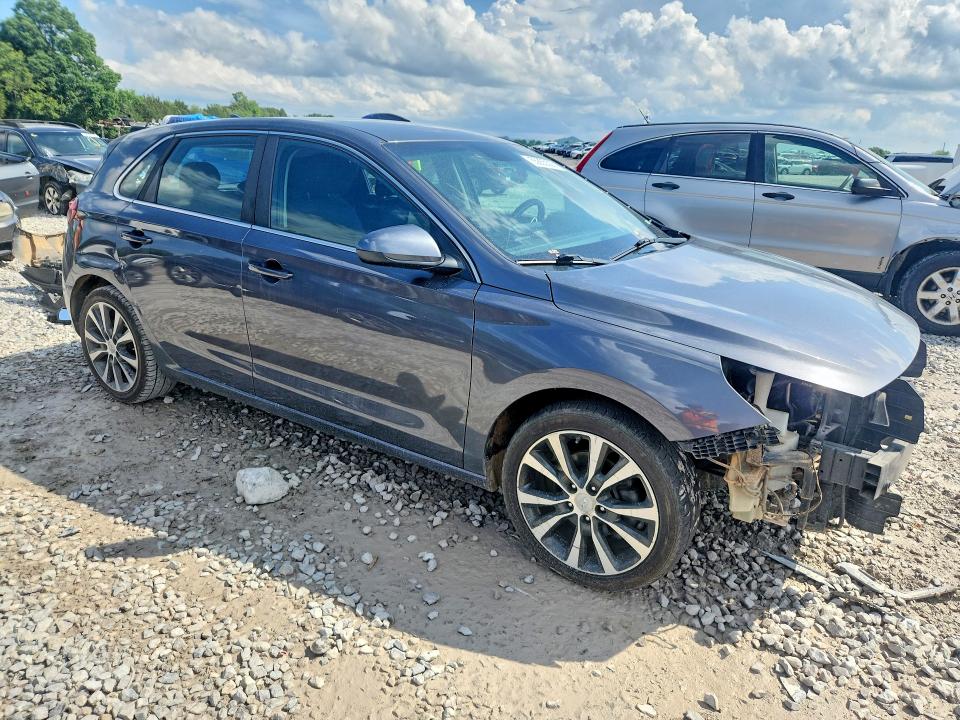 2018 Hyundai VIN KMHH35LE5JU063213 COPART salvage auction — FRONT END, Salvage Title, sold $175 on 2026-07-21 (photo 4)
