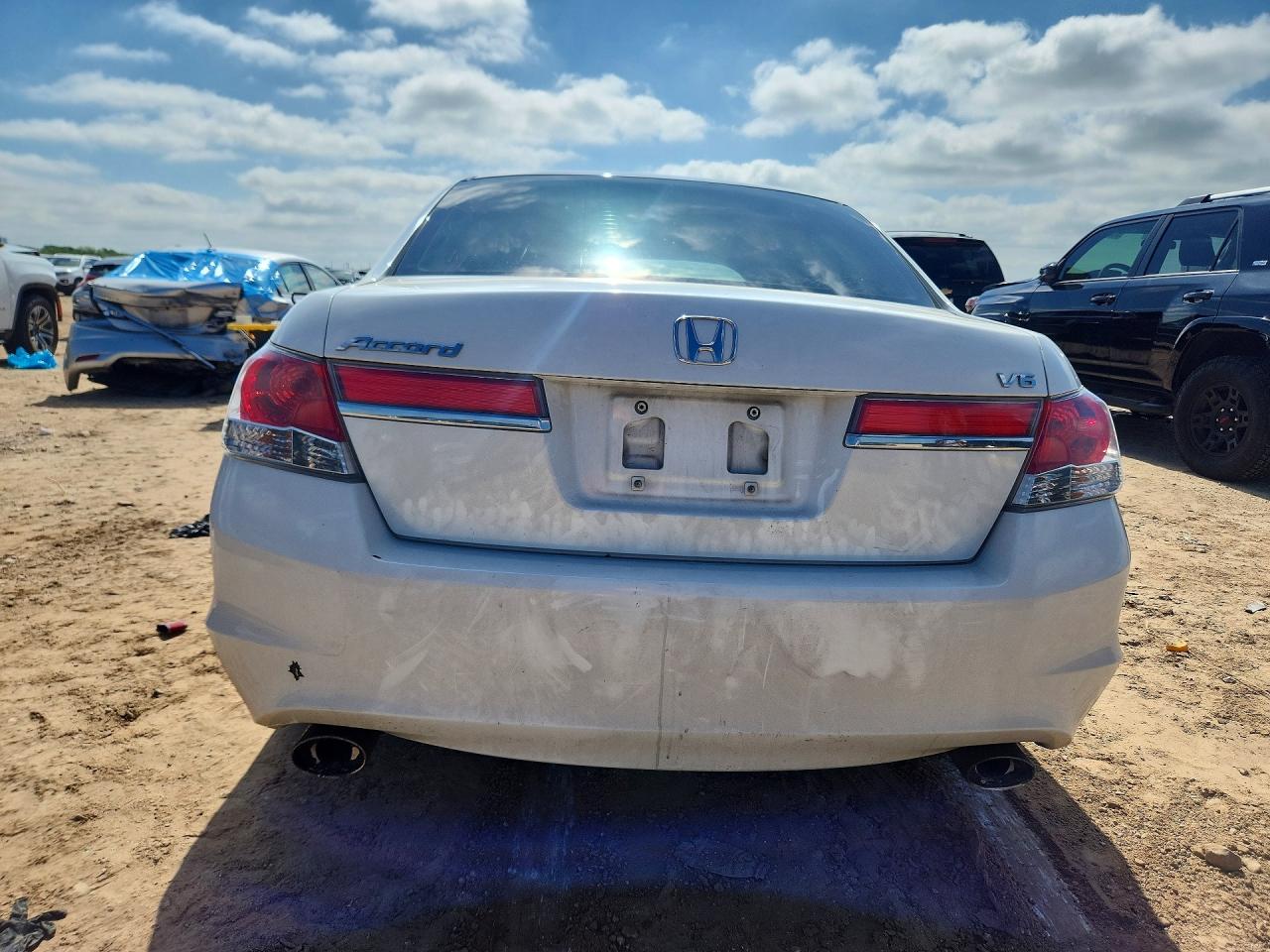 2012 Honda Accord VIN 1HGCP3F71CA024323 COPART salvage auction — Front End, TX - SALVAGE VEHICLE TITLE, sold $1,000 on 2026-07-09 (photo 6)