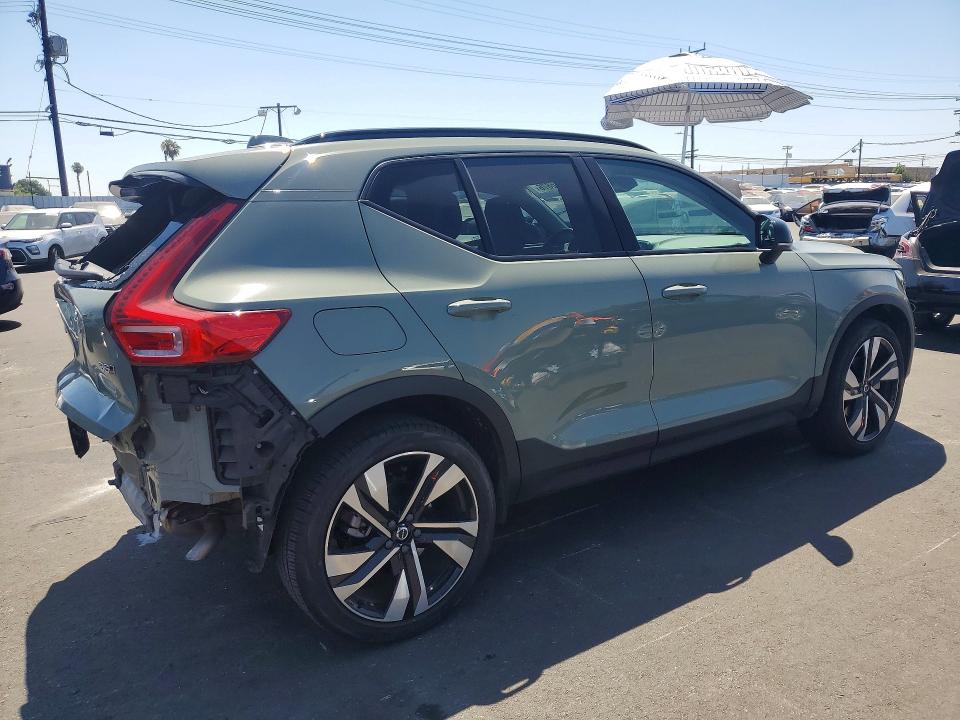 2024 Volvo VIN YV4L12UL2R2352392 COPART salvage auction — REAR END, Ca - Salvage Certificate, sold $13,900 on 2026-07-20 (photo 3)