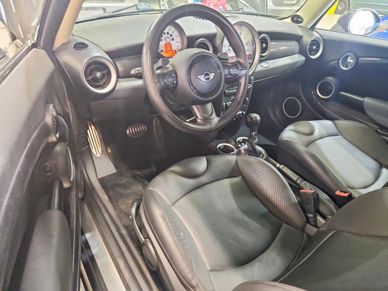 2012 Mini Cooper VIN WMWZG3C58CTY38191 COPART salvage auction — MINOR DENT/SCRATCHES, NH - CERTIFICATE OF TITLE, sold $900 on 2026-07-12 (photo 8)
