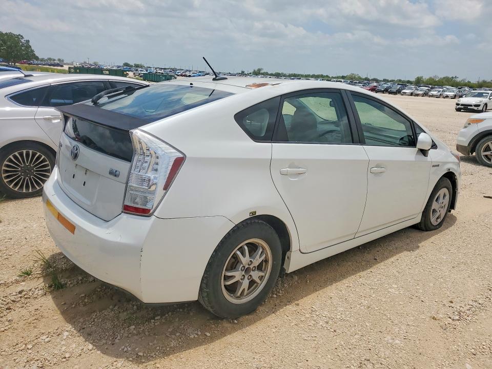 2010 Toyota Prius VIN JTDKN3DUXA0100312 COPART salvage auction — MINOR DENT/SCRATCHES, TX - CERTIFICATE OF TITLE, sold $1,300 on 2026-07-09 (photo 3)