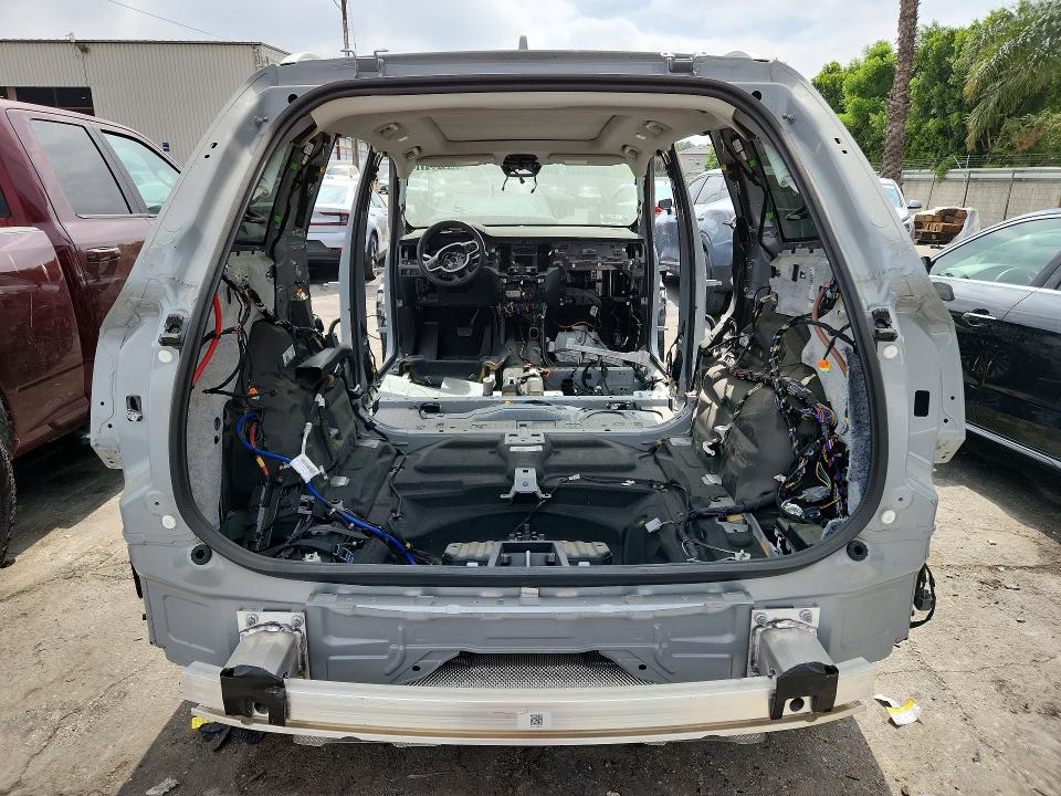 2025 Volvo Xc90 VIN YV4062PG0S1370677 COPART salvage auction — STRIPPED, Ca - Certificate Of Title, sold $9,800 on 2026-07-02 (photo 7)