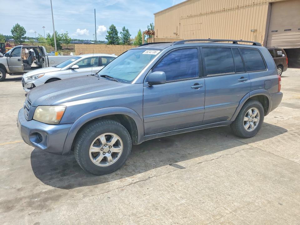 2004 Toyota Highlander VIN JTEGP21A640017125 COPART salvage auction — FRONT END, Sc - Cert Of Title-Salvage, sold $800 on 2026-07-17 (photo 1)
