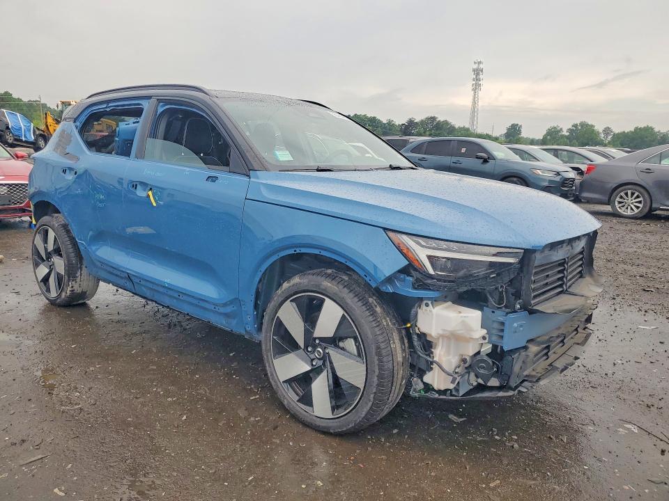 2024 Volvo Xc40 VIN YV4ER3XL5R2234016 COPART salvage auction — FRONT END, Va - Cert Of Title - Salvage, sold $9,600 on 2026-07-22 (photo 4)