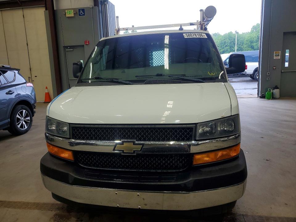 2018 Chevrolet Express 3500 VIN 1GCZGGFG0J1332449 COPART salvage auction — MINOR DENT/SCRATCHES, CT - CERTIFICATE OF TITLE, sold $450 on 2026-07-09 (photo 5)
