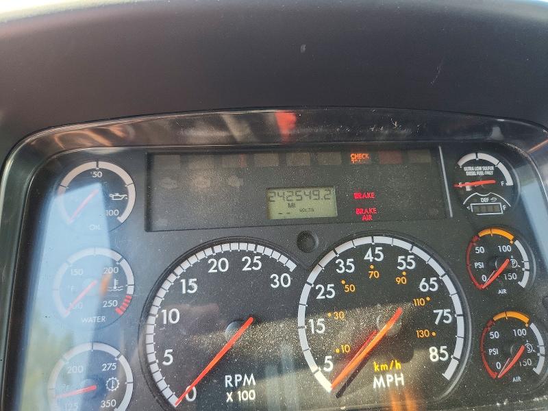 2015 Freightliner M2 VIN 3ALHCYCY0FDGJ8212 COPART salvage auction — MECHANICAL, FL - CERTIFICATE OF DESTRUCTION, sold $11,000 on 2026-09-17 (photo 8)