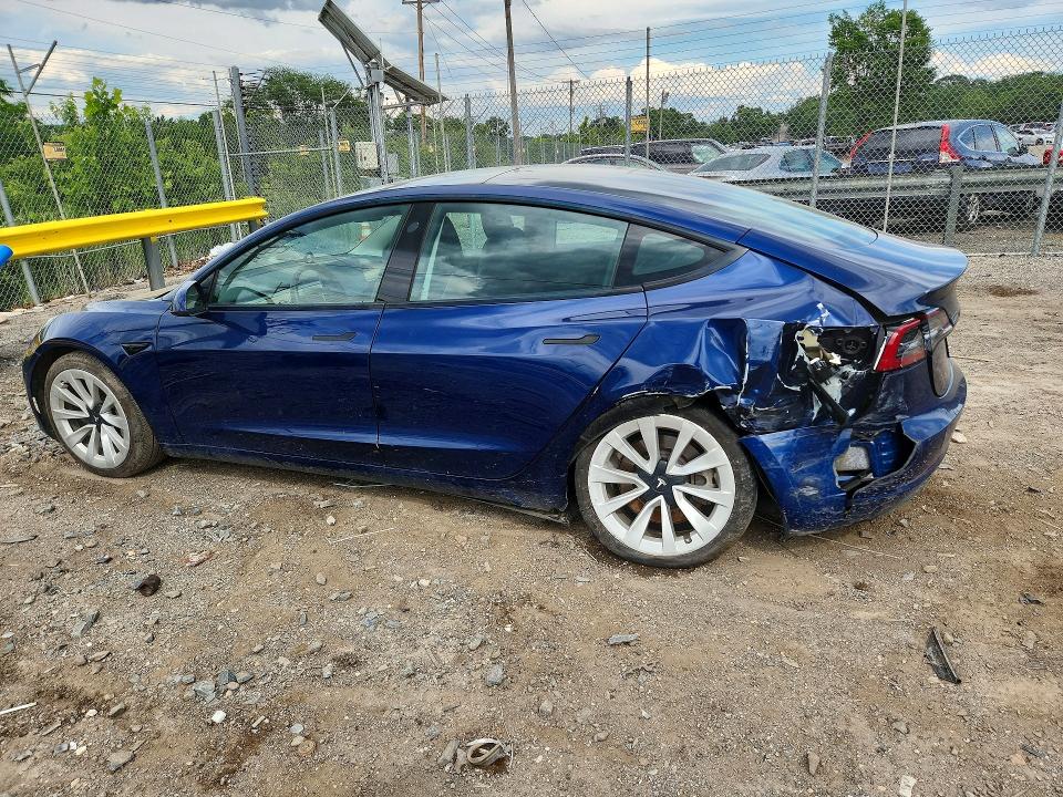 2022 Tesla VIN 5YJ3E1EA7NF185940 COPART salvage auction — REAR END, VA - CERTIFICATE OF TITLE (P), sold $6,000 on 2026-08-20 (photo 2)