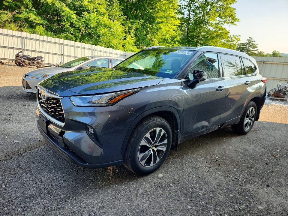 2020 Toyota Highlander VIN 5TDHZRBH5LS028829 COPART salvage auction — SIDE, Vt - Cert Of Title-Salvage Vehicle, sold $1,450 on 2026-07-27 (photo 1)