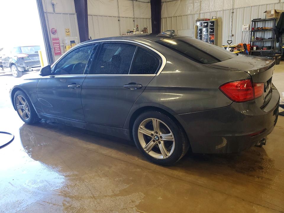 2015 BMW 3 series VIN WBA3C1C50FP116507 COPART salvage auction — NORMAL WEAR, Tx - Certificate Of Title, sold $425 on 2026-07-07 (photo 2)