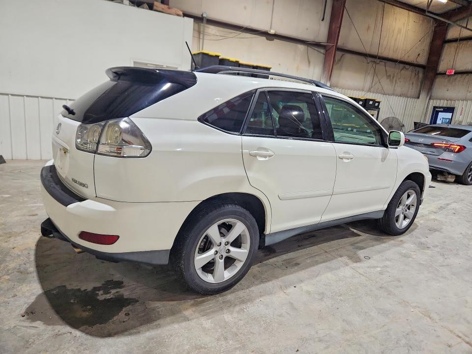 2007 Lexus Rx 350 VIN 2T2HK31U47C040173 COPART salvage auction — MINOR DENT/SCRATCHES, OK - CERTIFICATE OF TITLE (P), sold $2,600 on 2026-07-09 (photo 3)