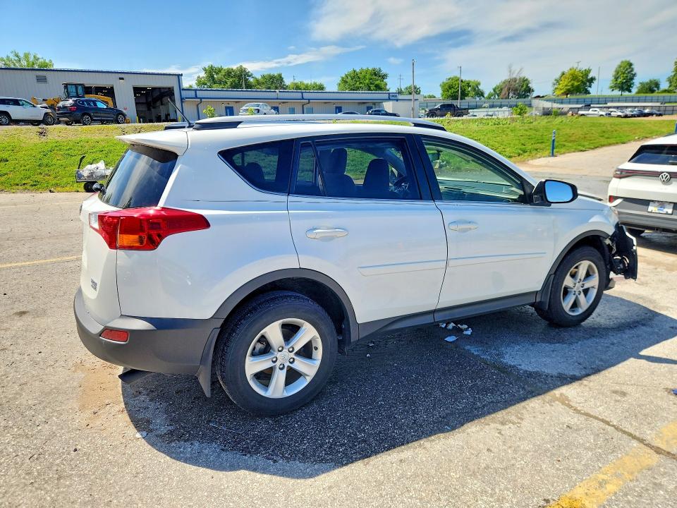 2014 Toyota Rav 4 VIN JTMRFREV7ED087555 COPART salvage auction — FRONT END, Il - Salvage Certificate, sold $4,450 on 2026-07-17 (photo 3)