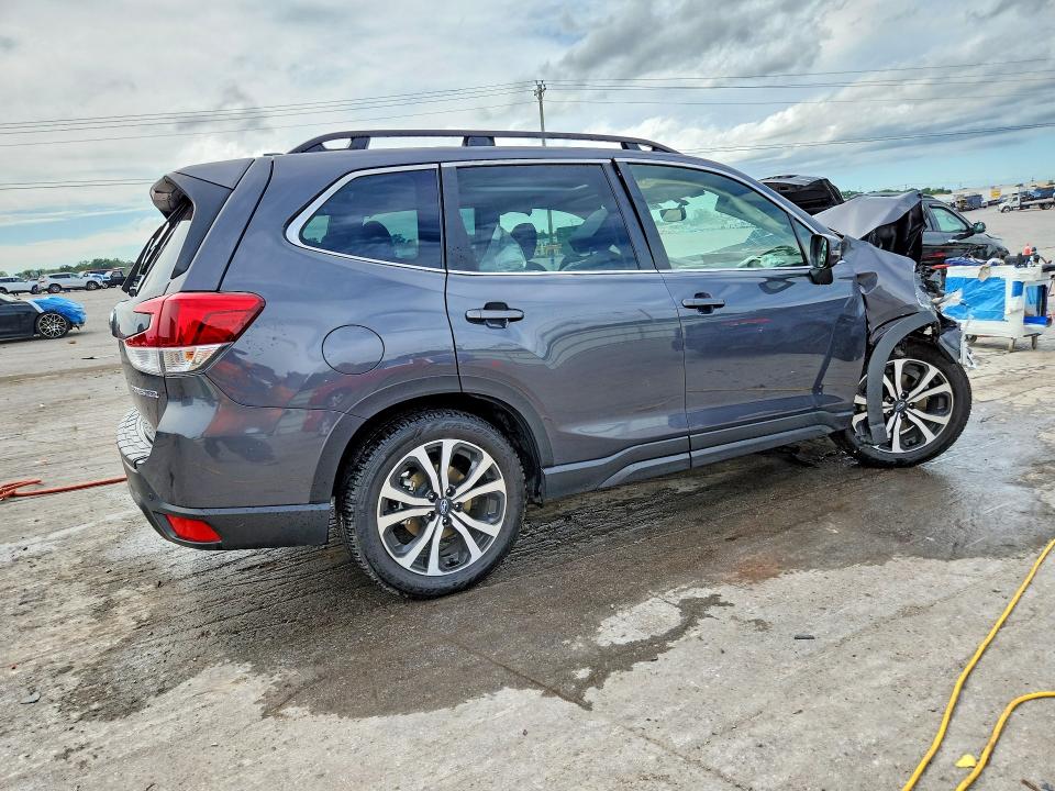 2023 Subaru Forester VIN JF2SKAPC9PH457623 COPART salvage auction — FRONT END, TN - SALVAGE CERTIFICATE, sold $2,100 on 2026-07-27 (photo 3)